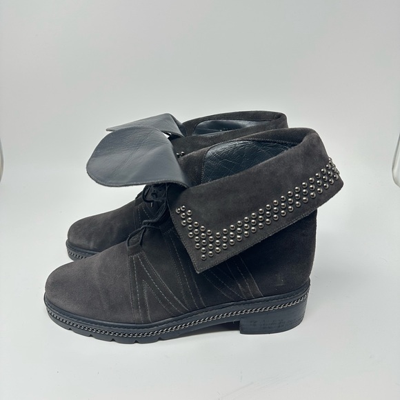 Stuart Weitzman Yadastud Gray Fold Down Studded Combat Boots Women's 10M - Picture 3 of 16